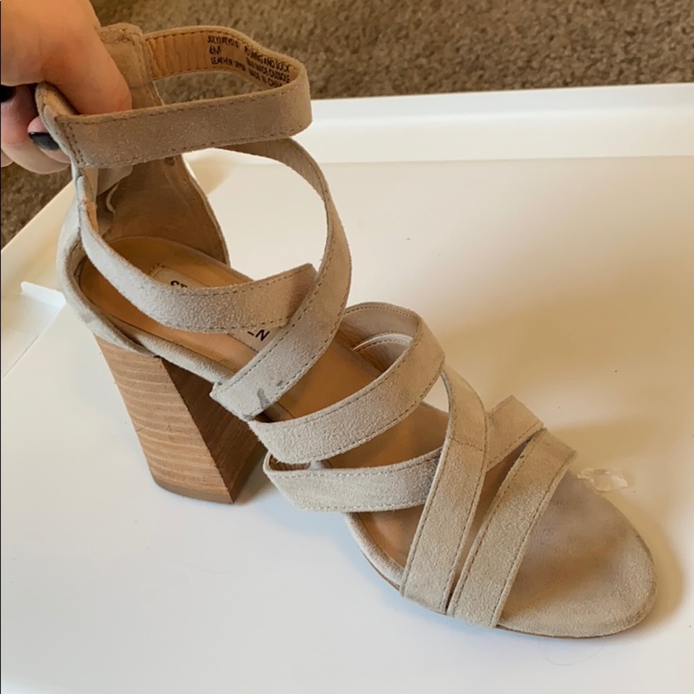 STEVE MADDEN HEELS